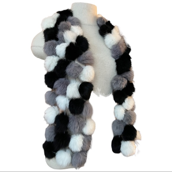 NWT | REAL Rabbit Fur Scarf | One Size - Picture 1 of 4